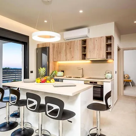 Villa Terra Magna Alba By *